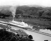 CANBERRA in the Panama Canal
